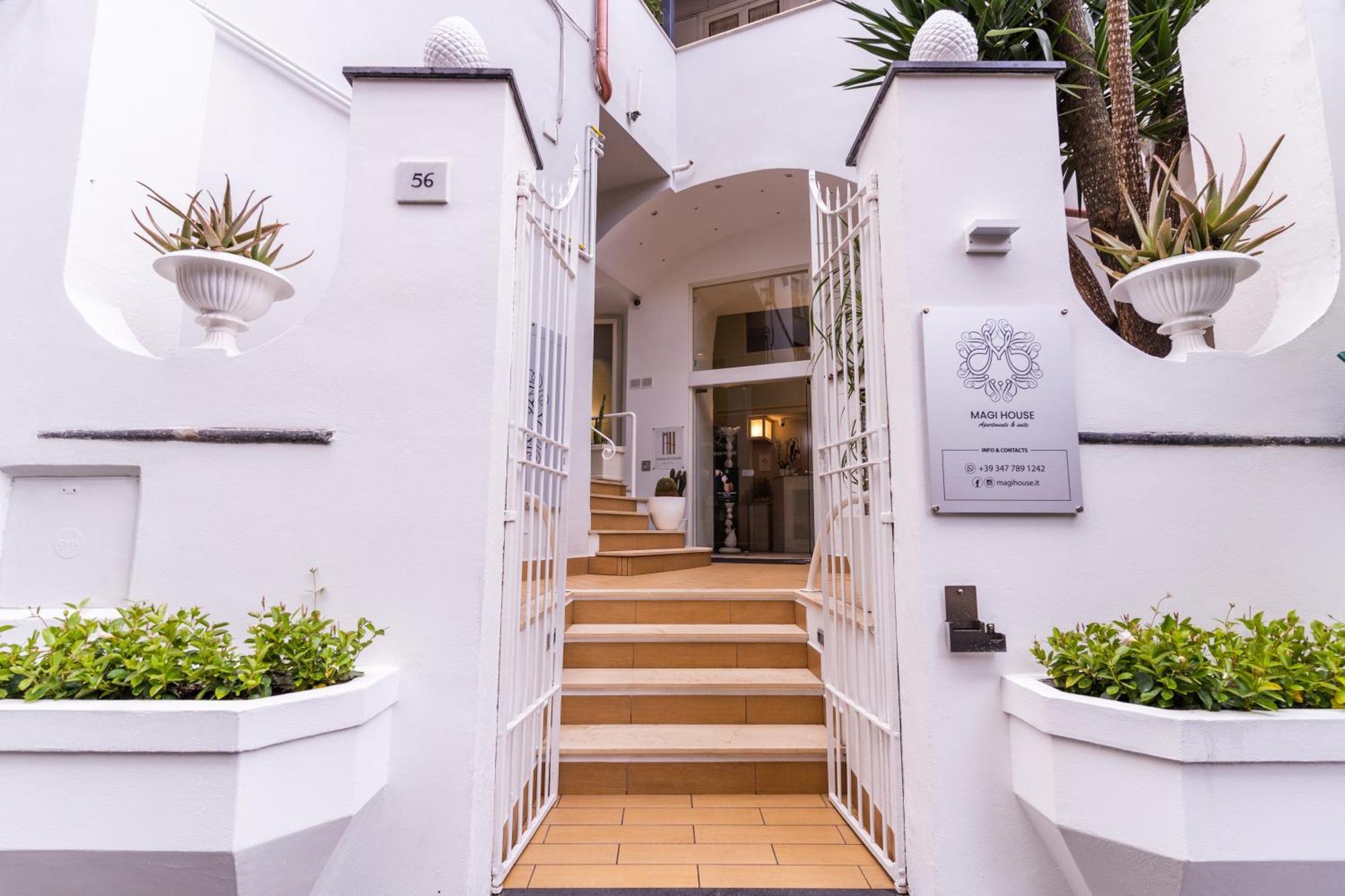 Magi House Relais Aparthotel Sorrento Exterior photo